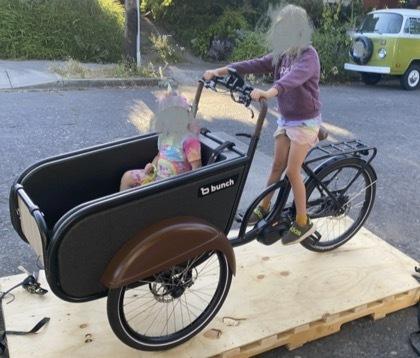 2021 Bunch Coupe cargo tricycle (front storage) Black