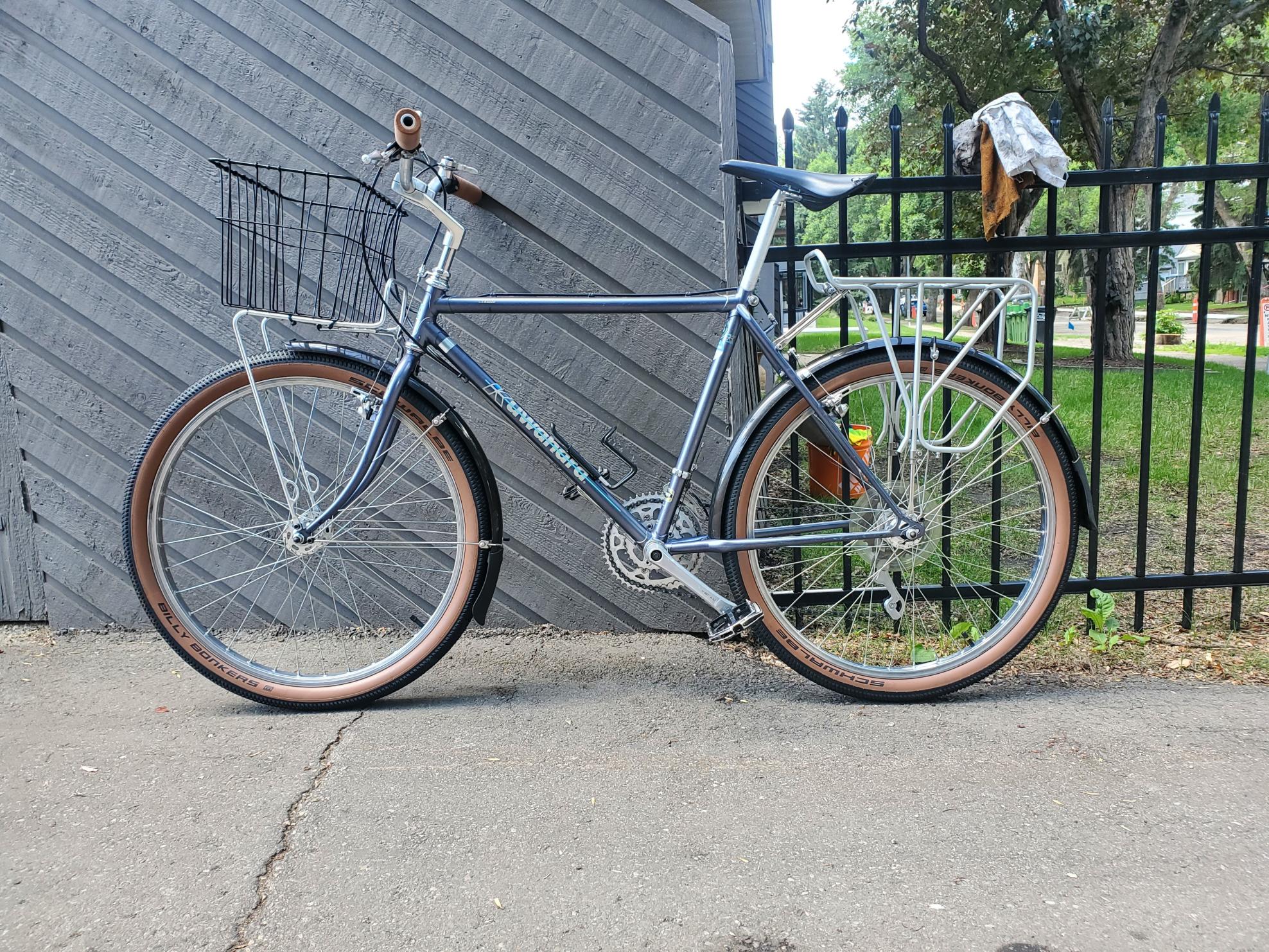 Kuwahara Shasta Silver, gray or bare metal