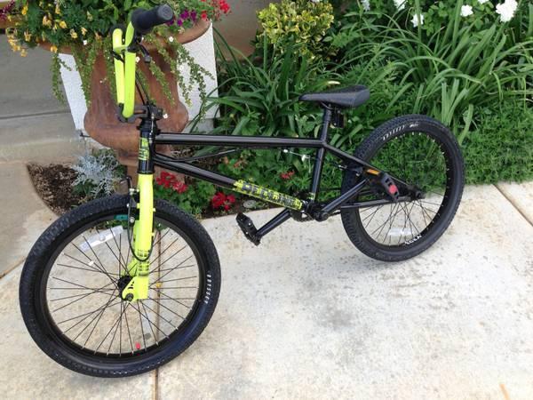 2010 Redline BMX  Black