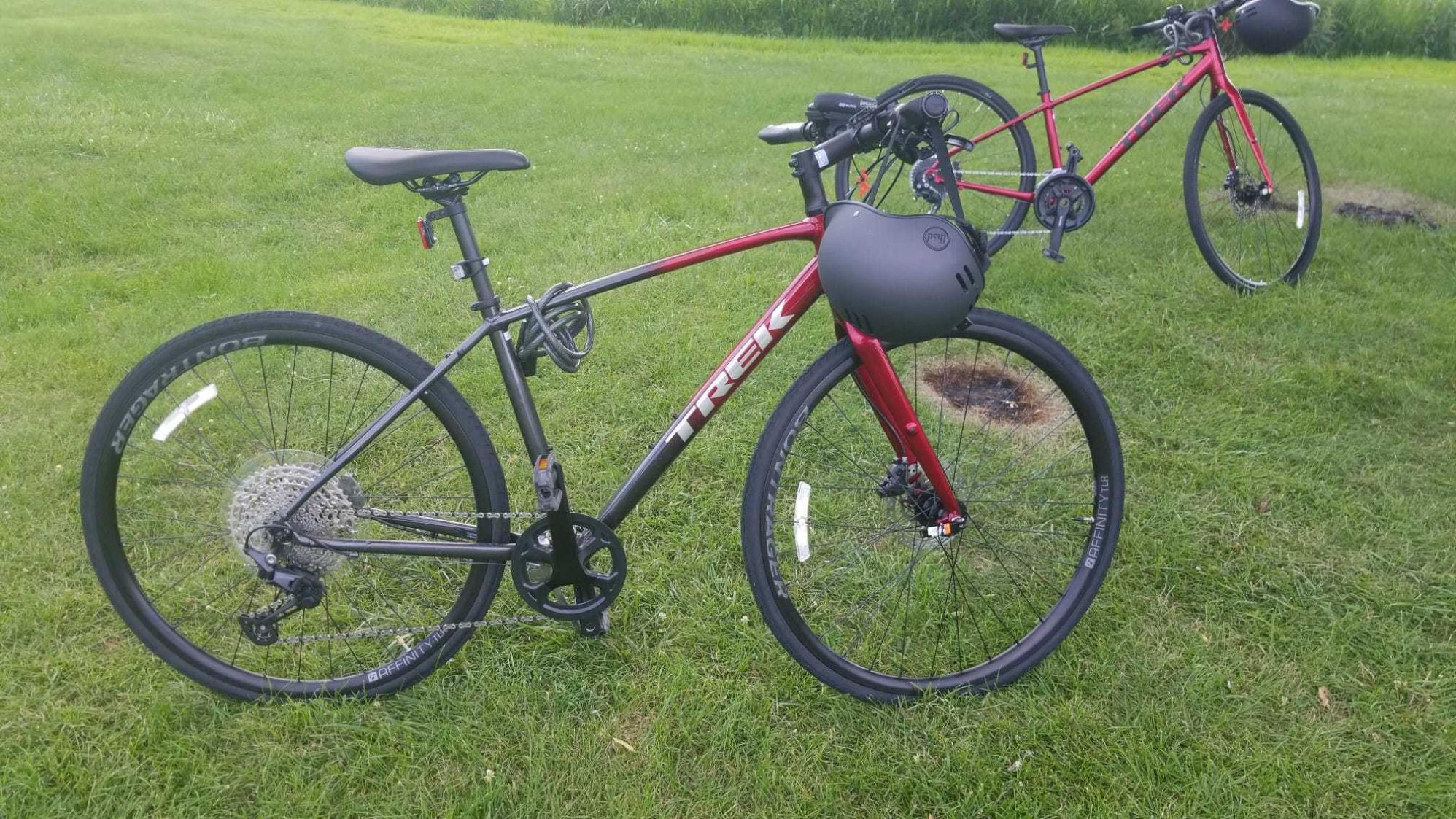 Trek FX4 Red and Black