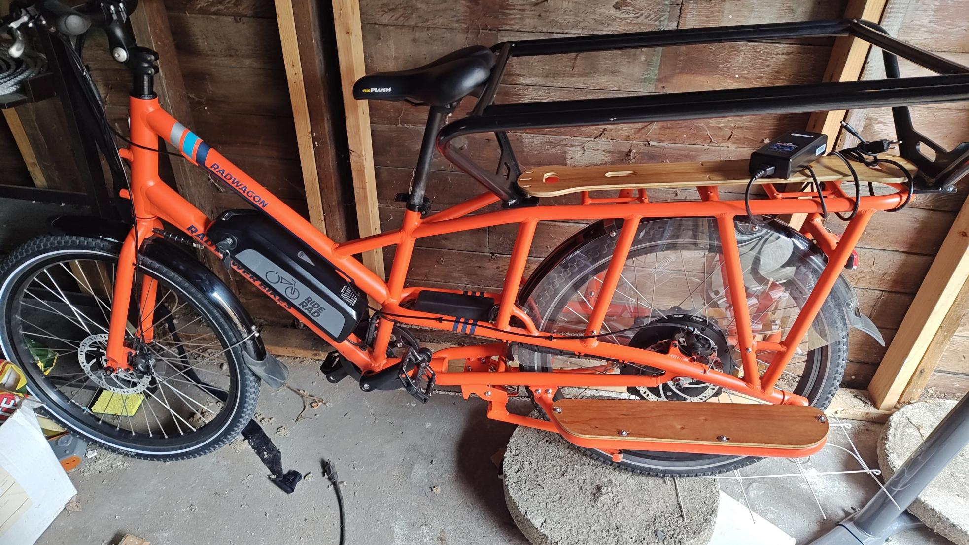 Rad Power Bikes 3 cargo bike rear (e.g. longtail) Orange