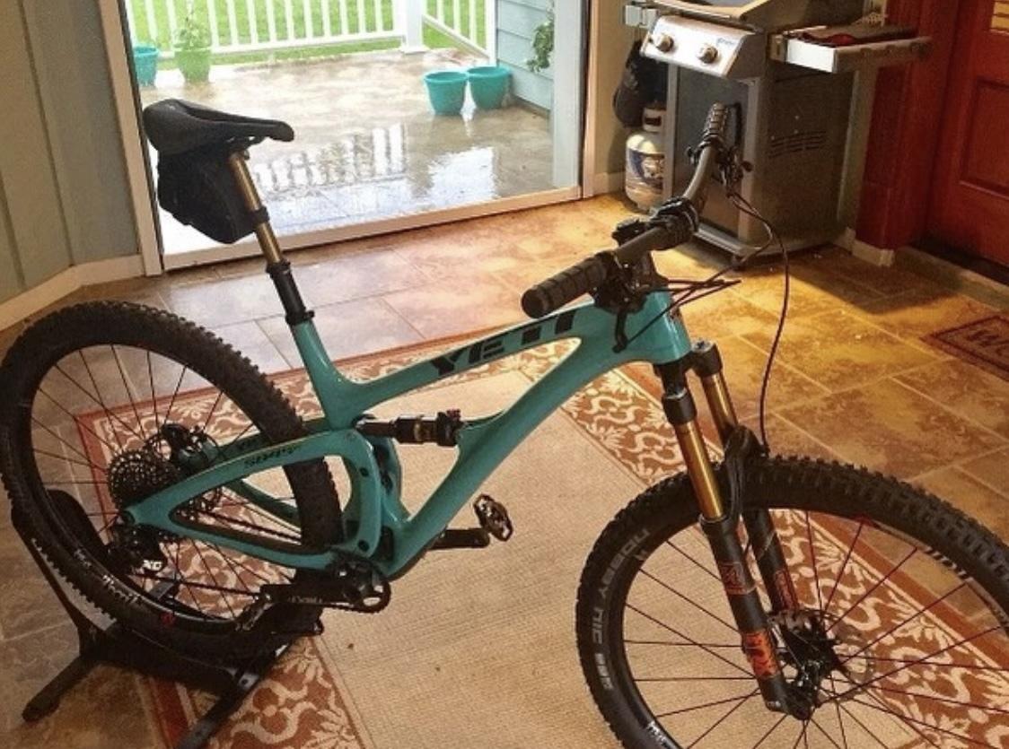 2016 Yeti SB 4.5 carbon Teal