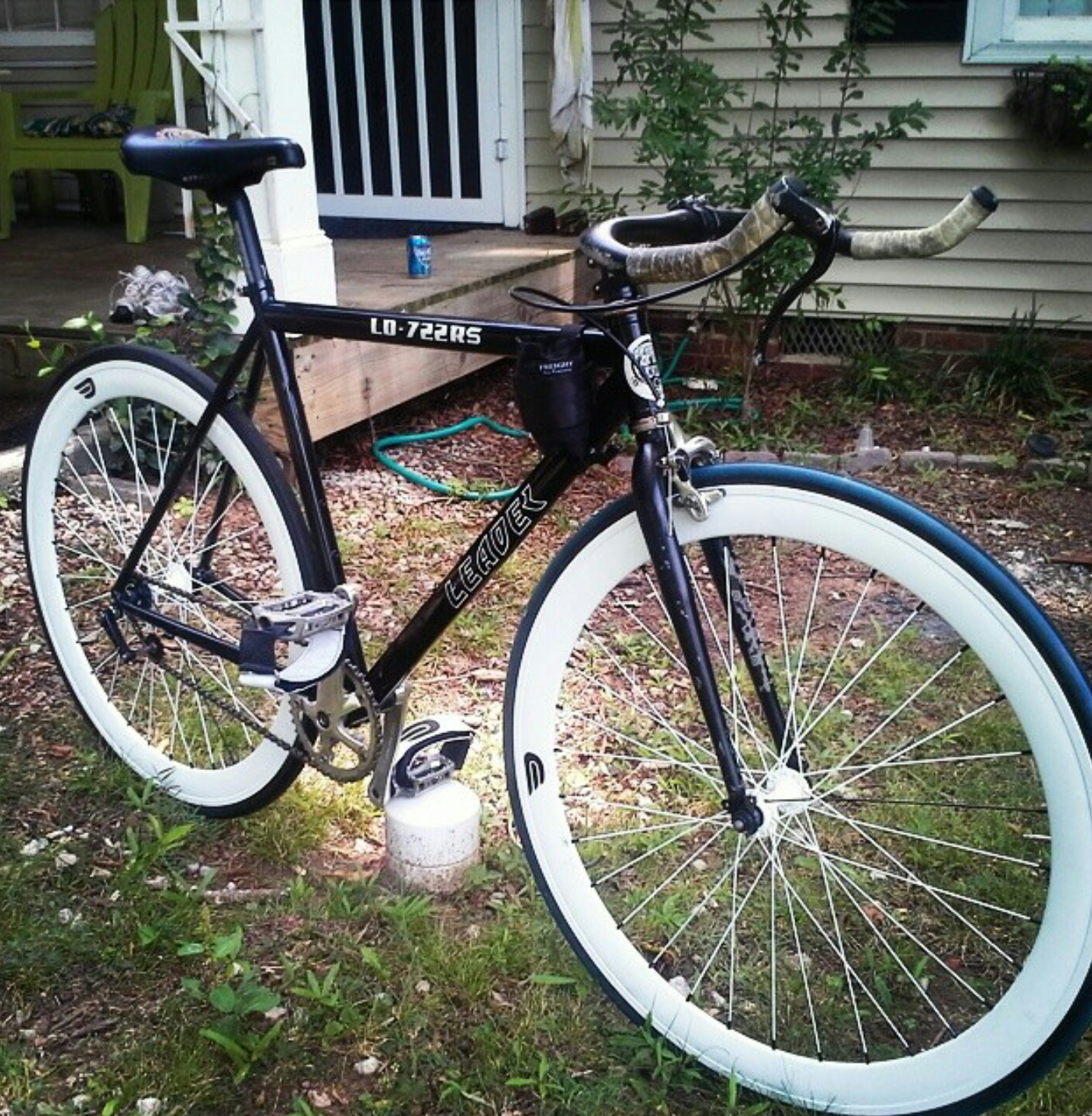 Leader Bikes 722 Heritage Black