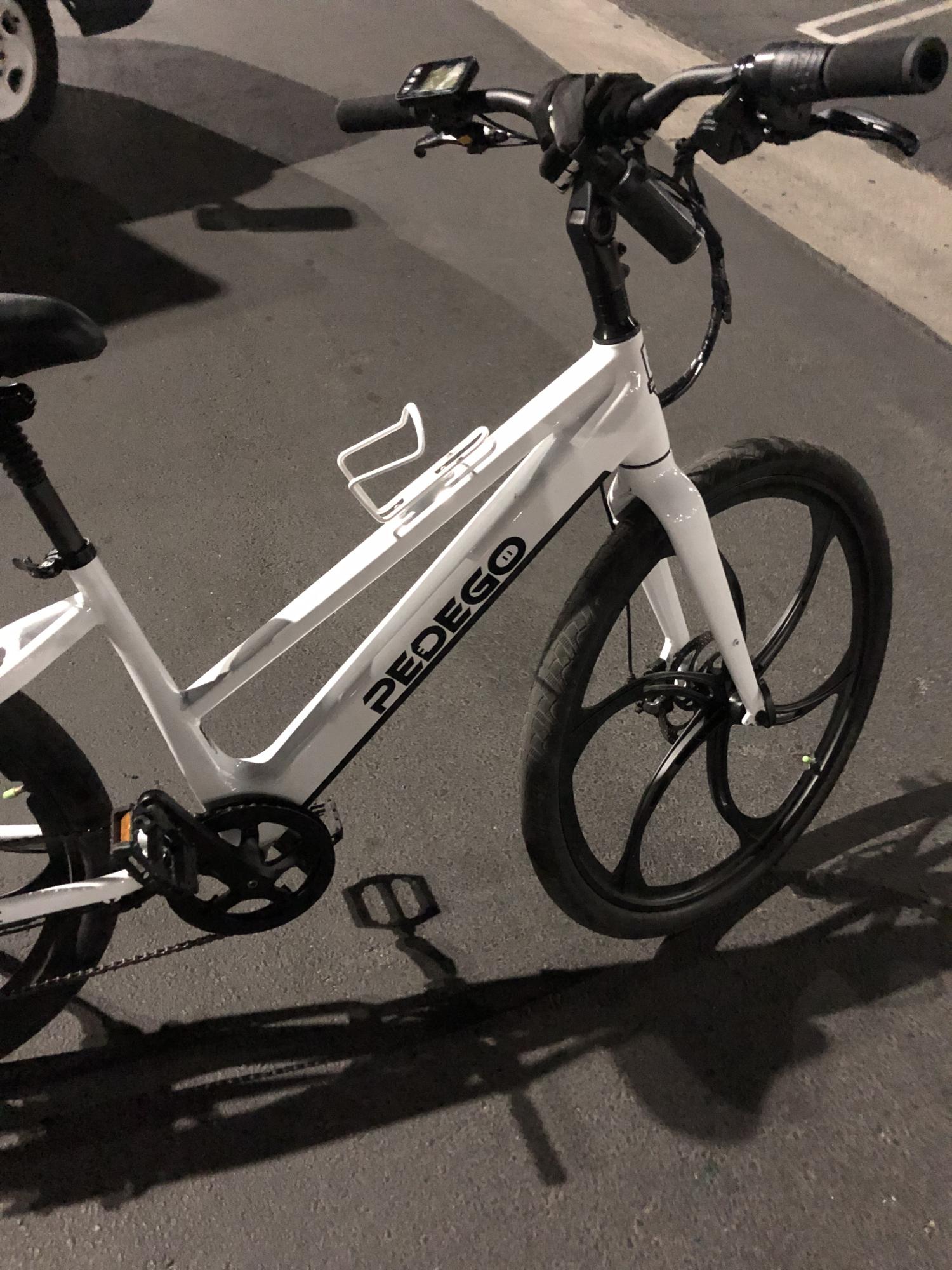 2022 Pedego Avenue White