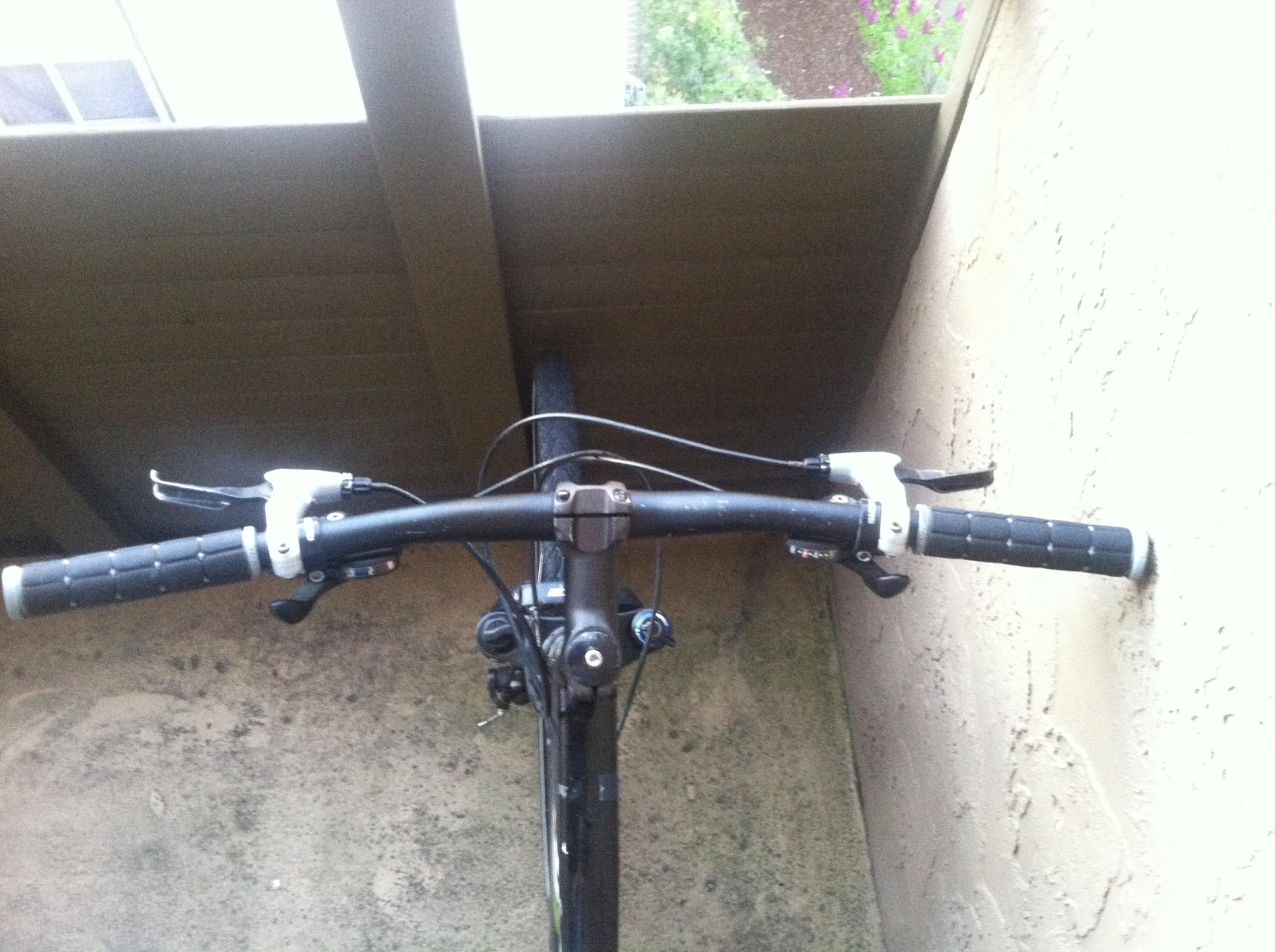 2009 Specialized Rockhopper M4 Black and Green