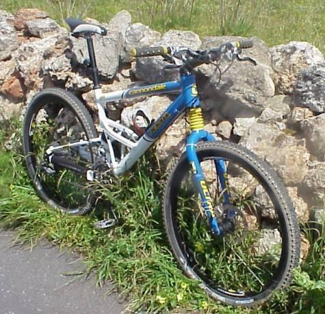 Cannondale Jekyll 2000 Blue, White, and Yellow or Gold