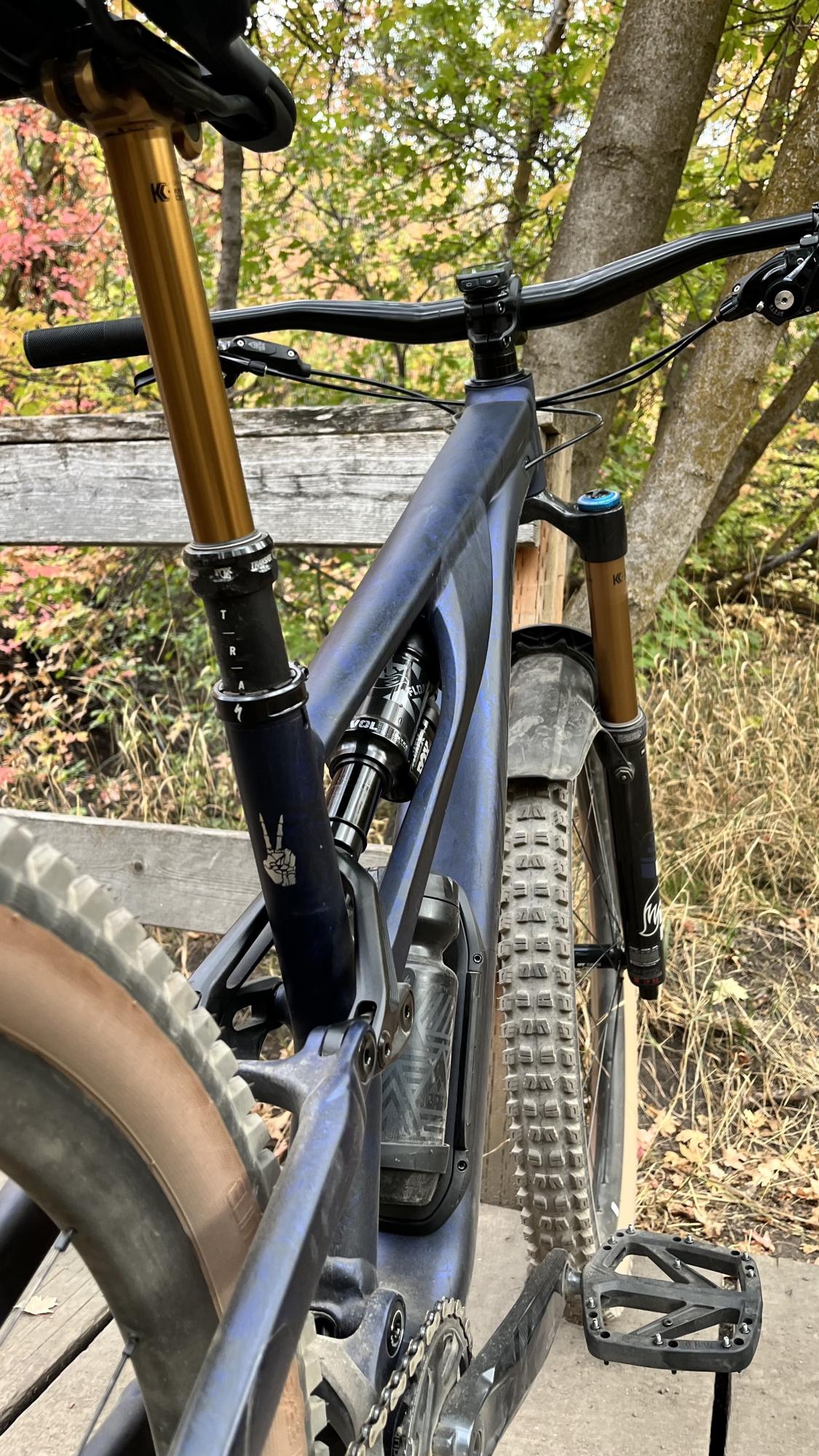 2022 Specialized Stumpjumper EVO Alloy LTD Blue