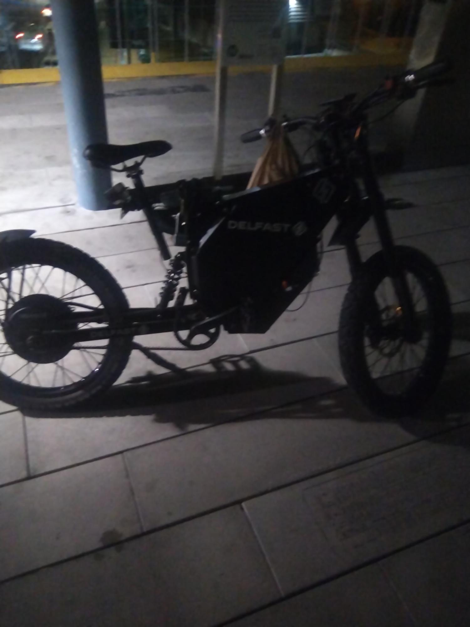 Delfast bikes 3.0i e-scooter Black