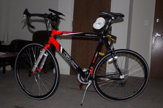 2014 GMC 6061  Black and Orange