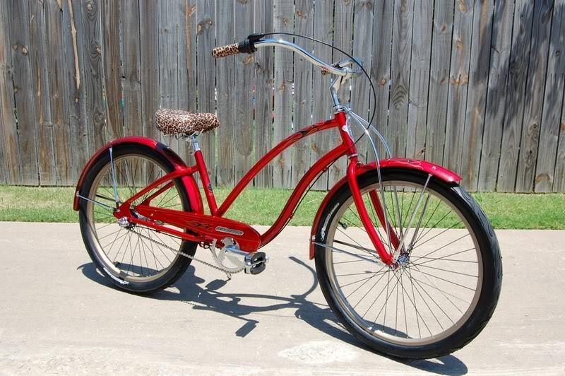 2008 Electra Bicycle Company Betty  Red