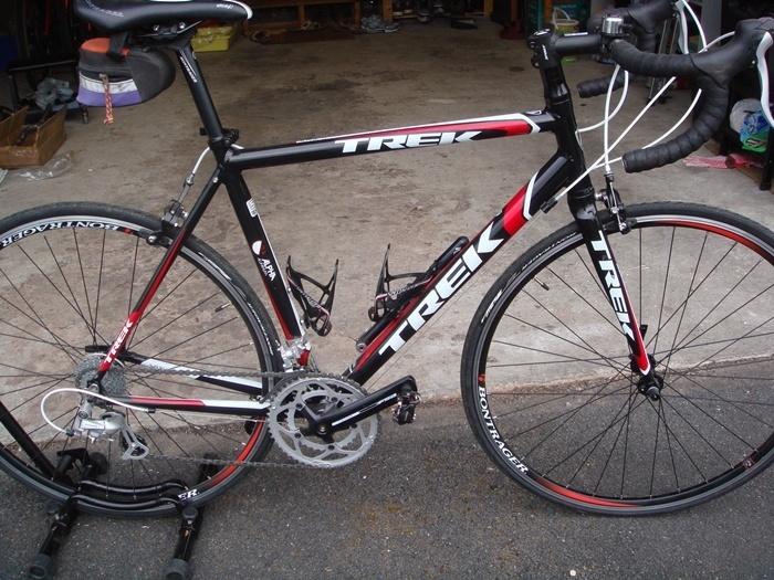 2011 Trek 1.1 Black, Red, and White