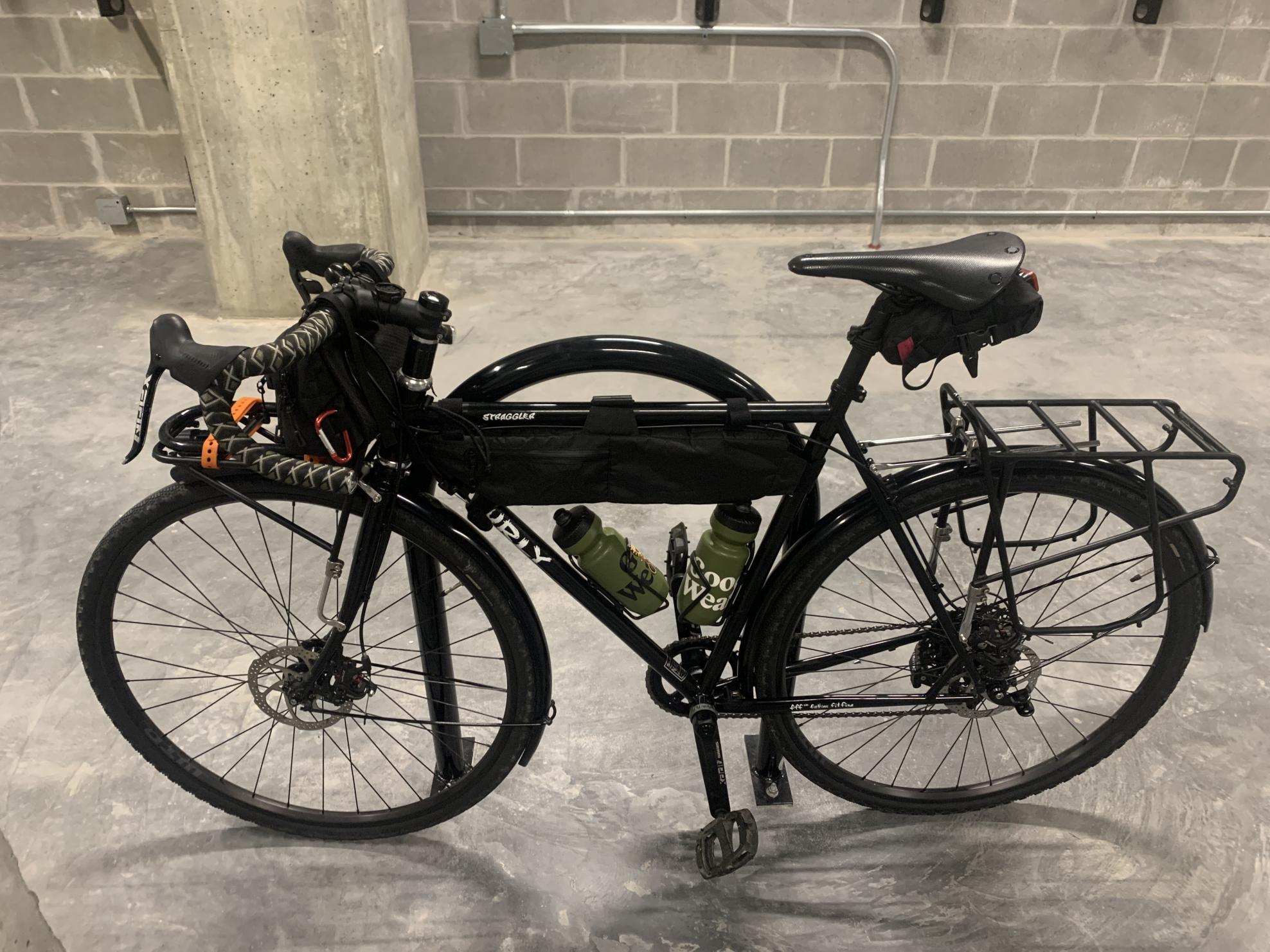 2021 Surly Straggler Black