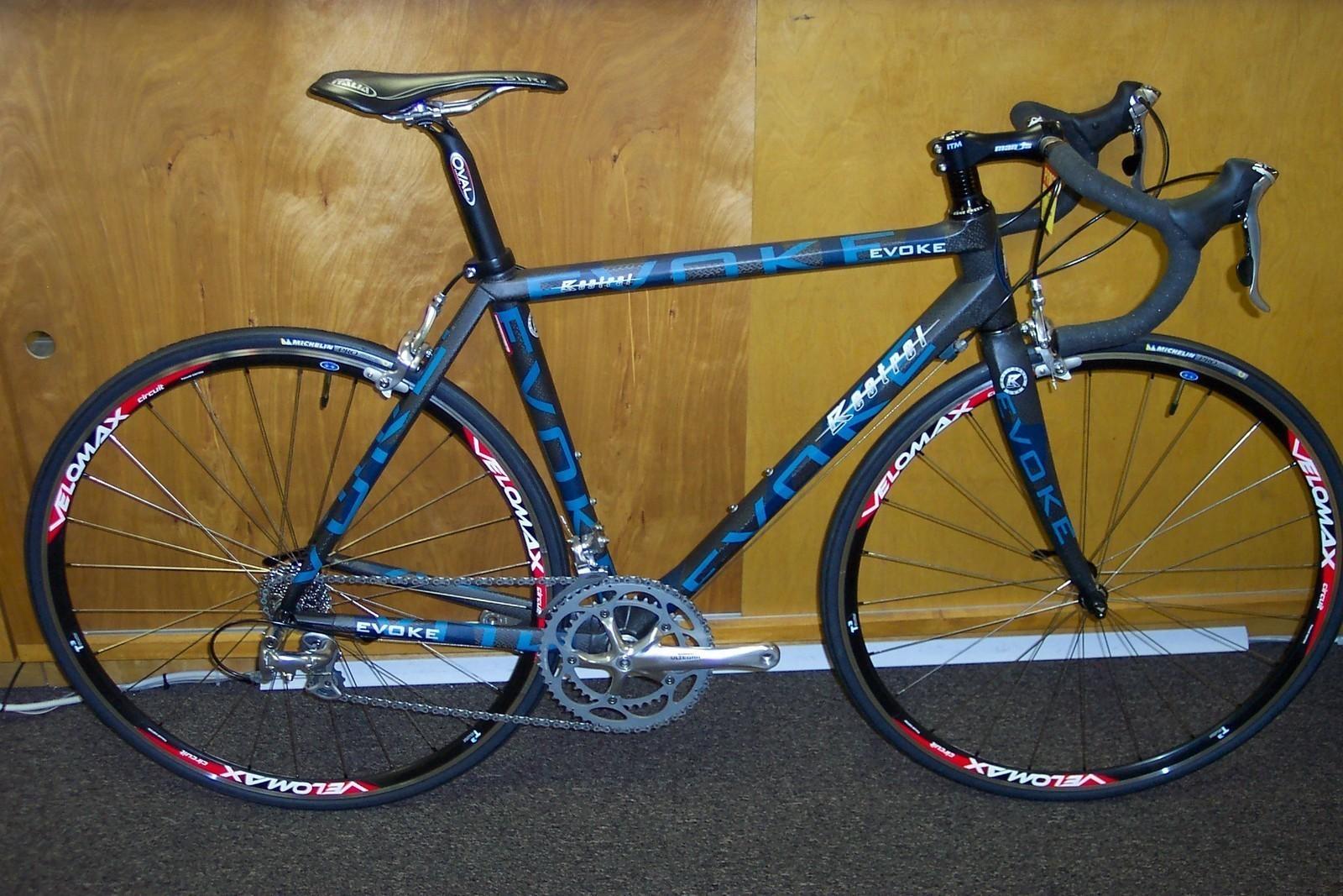 2005 Kestrel Evoke  Black
