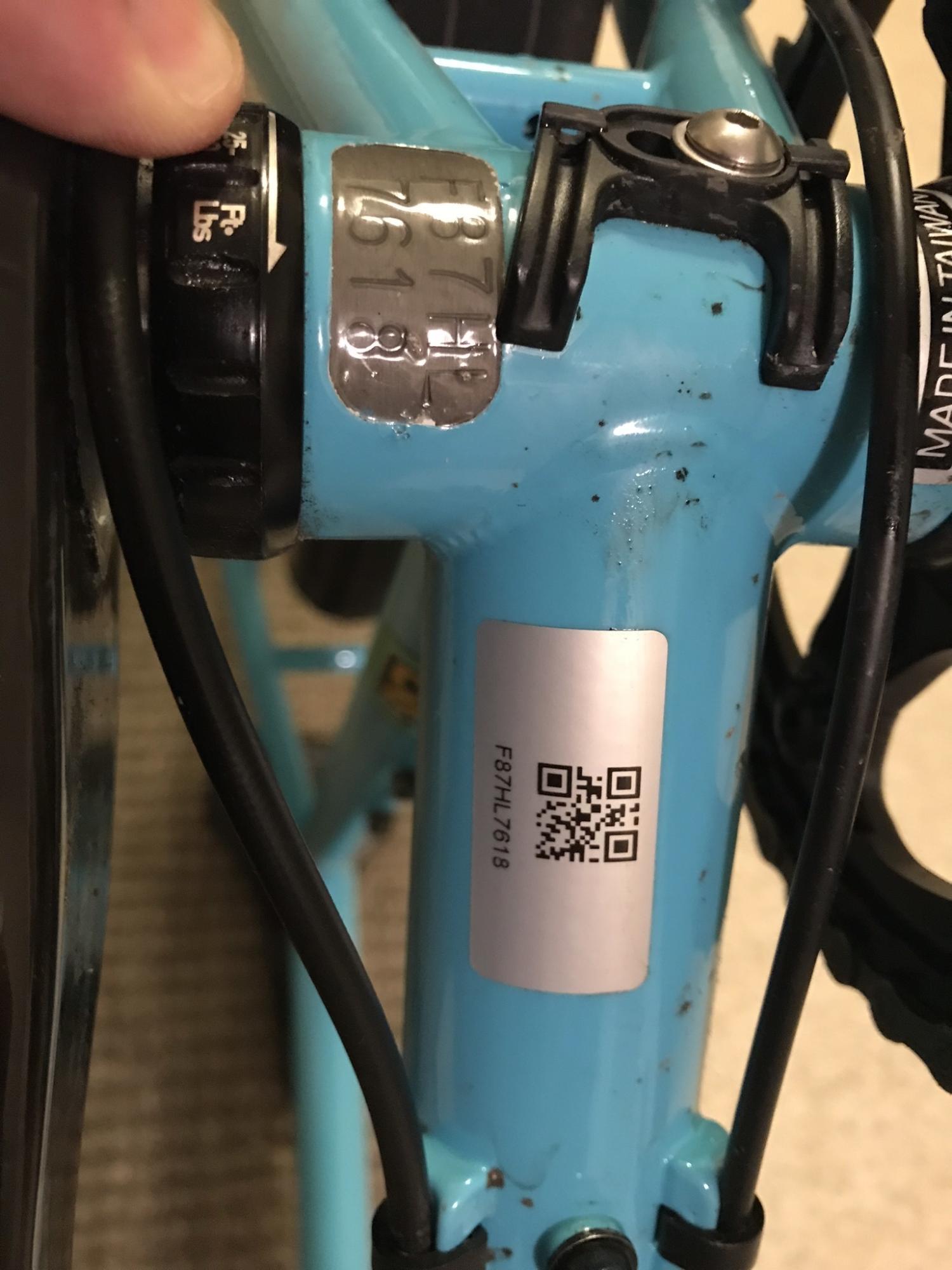 2018 Kona Rove LTD Blue