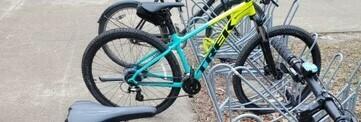 2022 Trek Marlin 5 Gen 2 Green and Blue