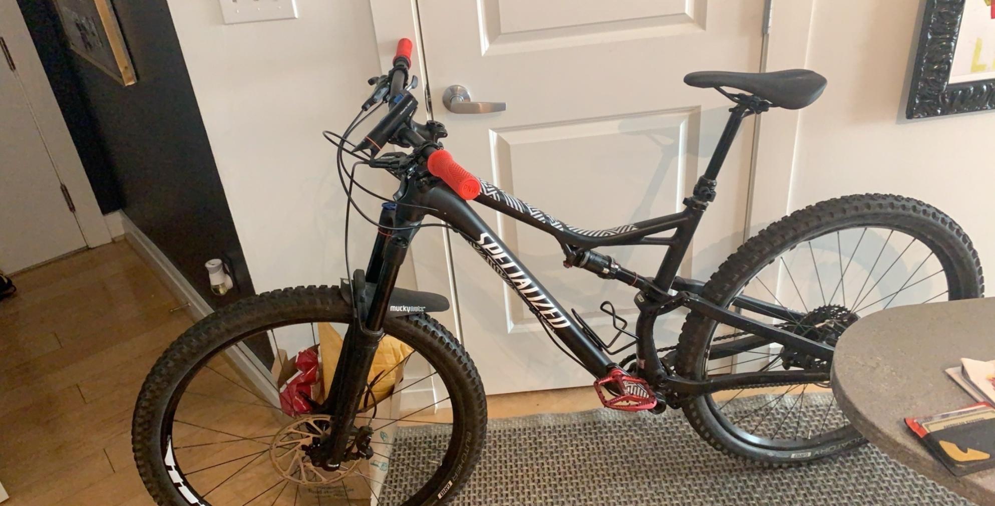 2018 Specialized Stumpjumper Black