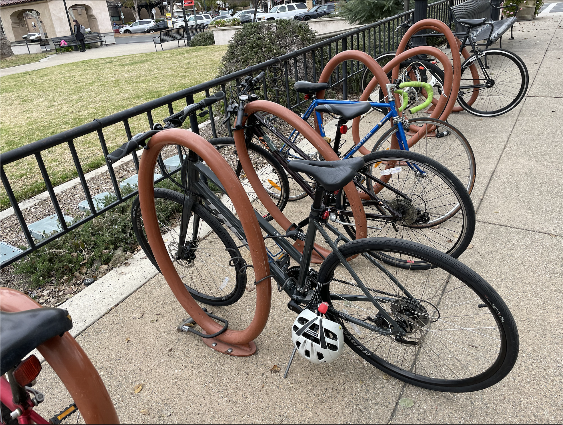 2022 Trek FX 1 Stagger Silver, gray or bare metal