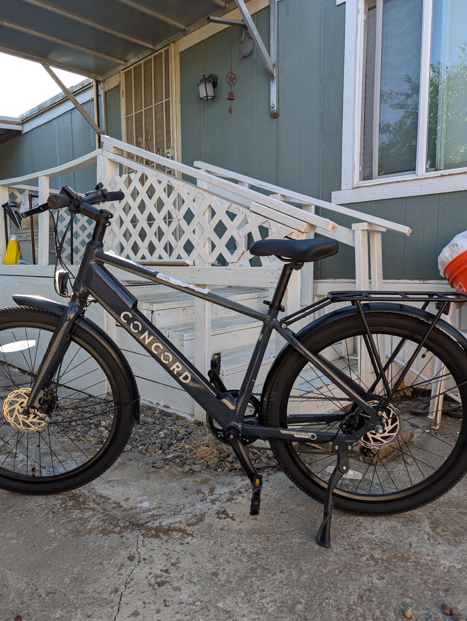 Concord Recreation 22MB2702YD Silver, gray or bare metal and Silver, gray or bare metal