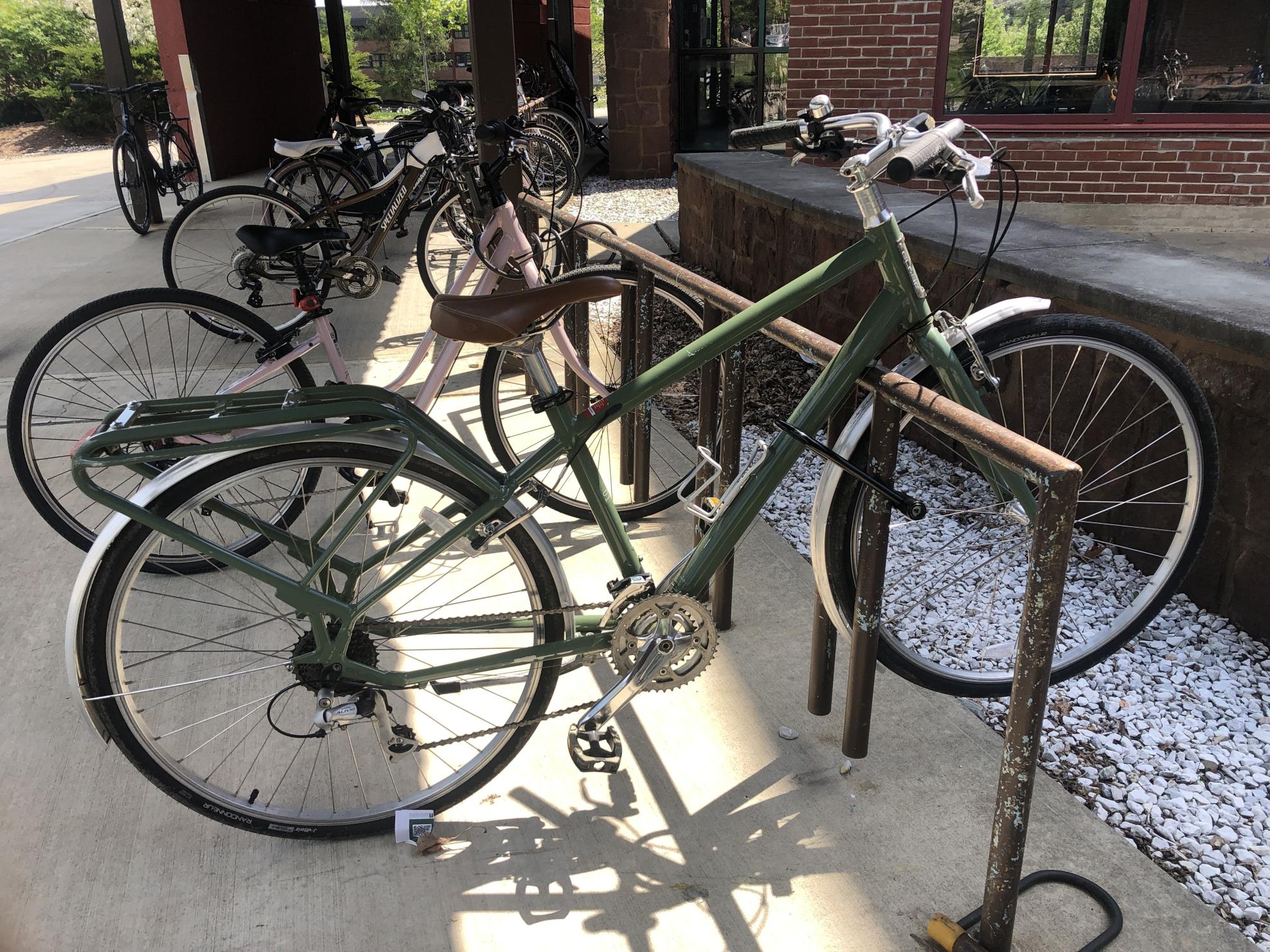 2010 Specialized Globe Haul 01 Green