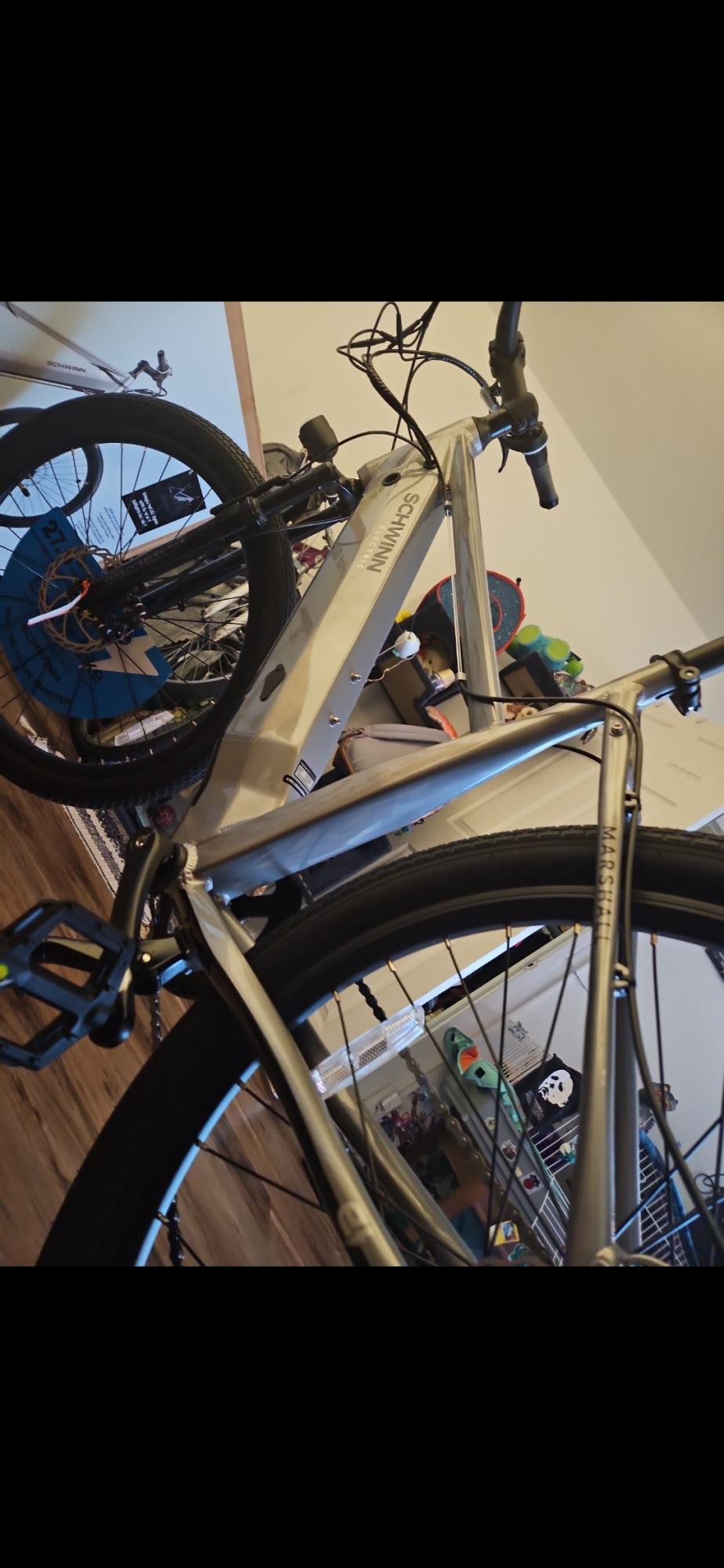 2023 Schwinn Marshall Silver, gray or bare metal