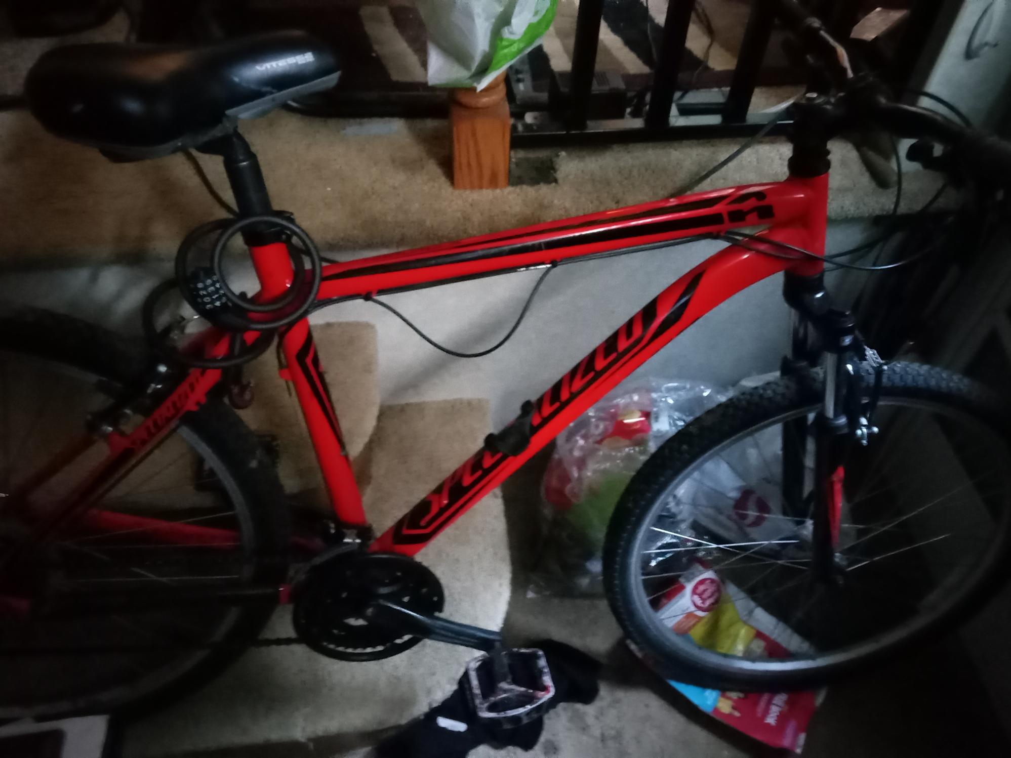 2015 Specialized Hardrock Red and Black