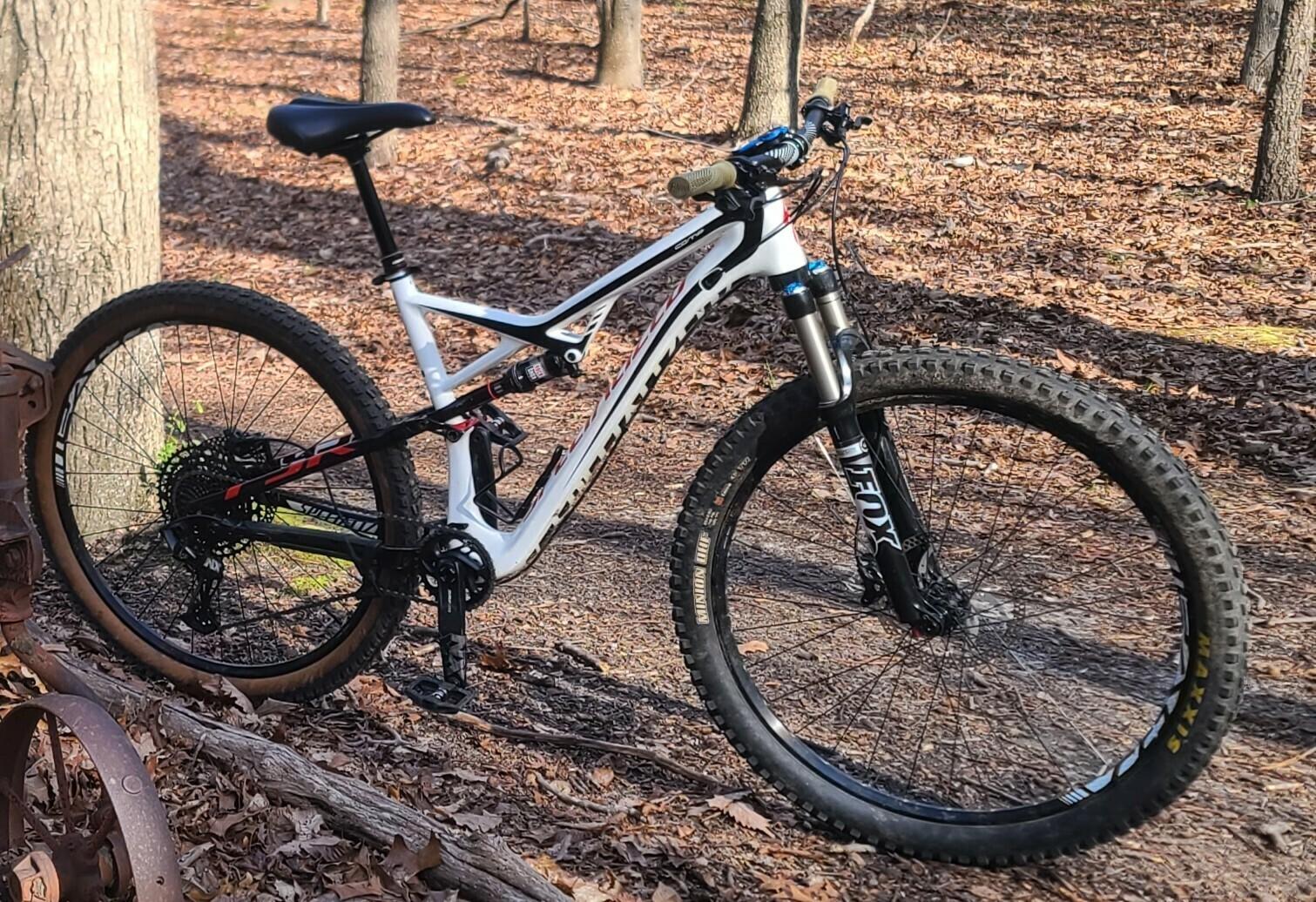 2014 Specialized Camber Comp Carbon 29 White
