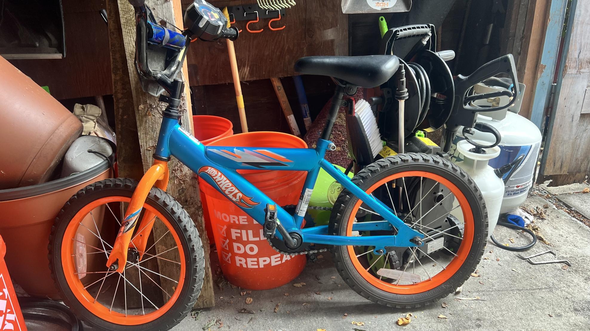 2024 Hot wheels Blue