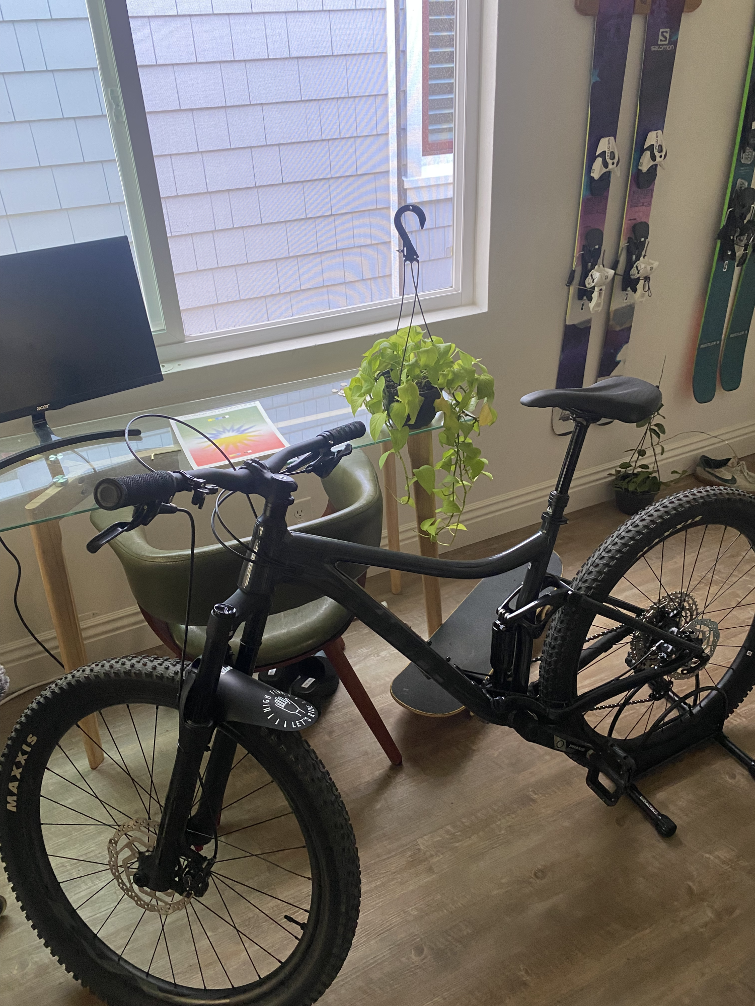 2021 Giant Stance 27.5 M Black