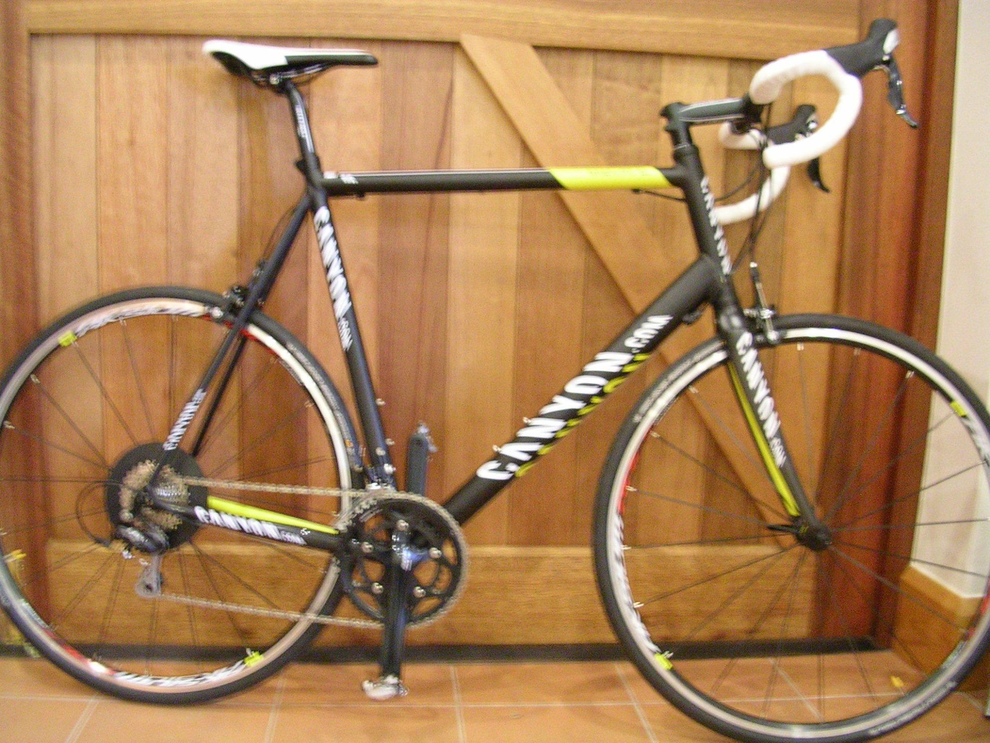 2012 Canyon bicycles Roadlite AL 6.0 Black, Yellow or Gold, and White