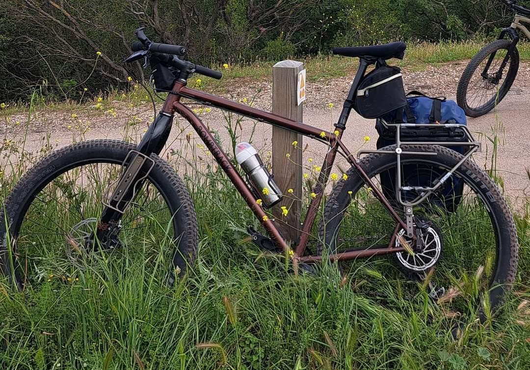 2018 Bombtrack Beyond+ 2 Brown