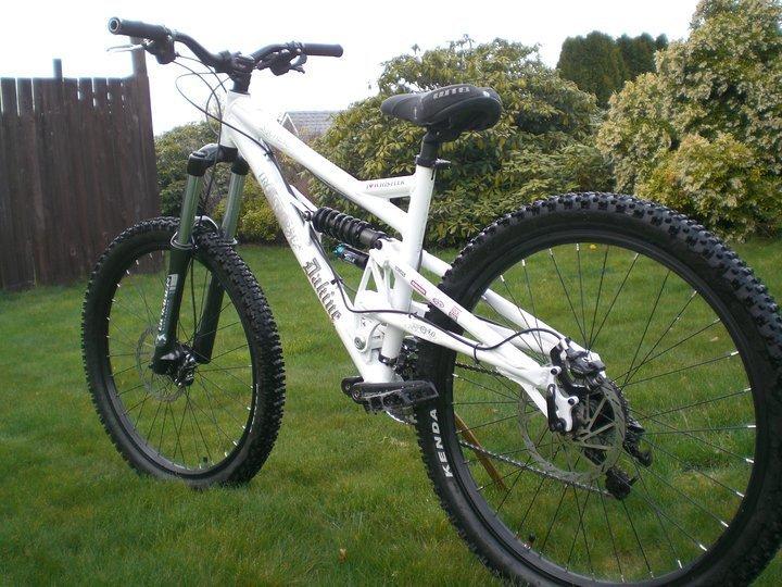 2007 Iron Horse Bicycles Sachem White