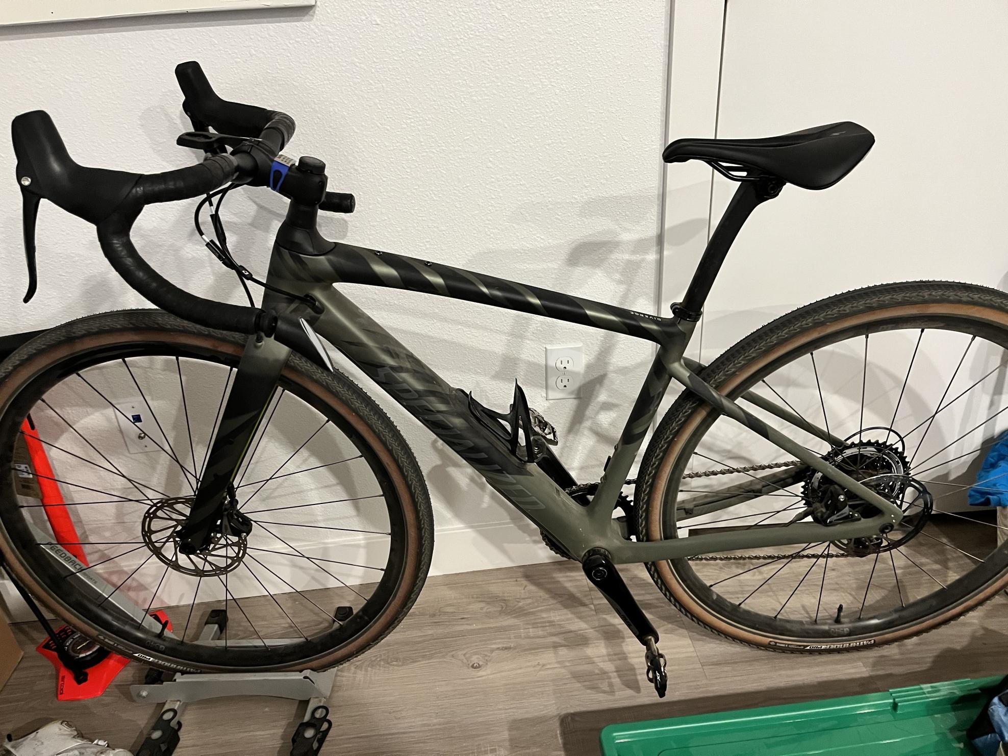 2023 Specialized Diverge Comp Carbon Oak/Olv Green