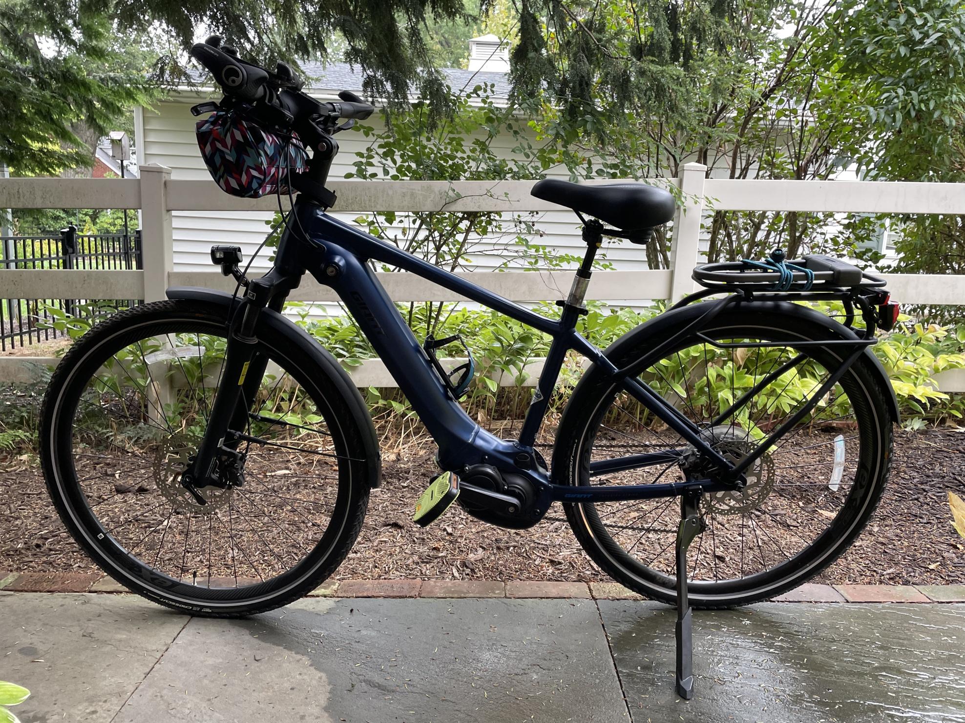 2021 Giant Explore ED+GTS Blue