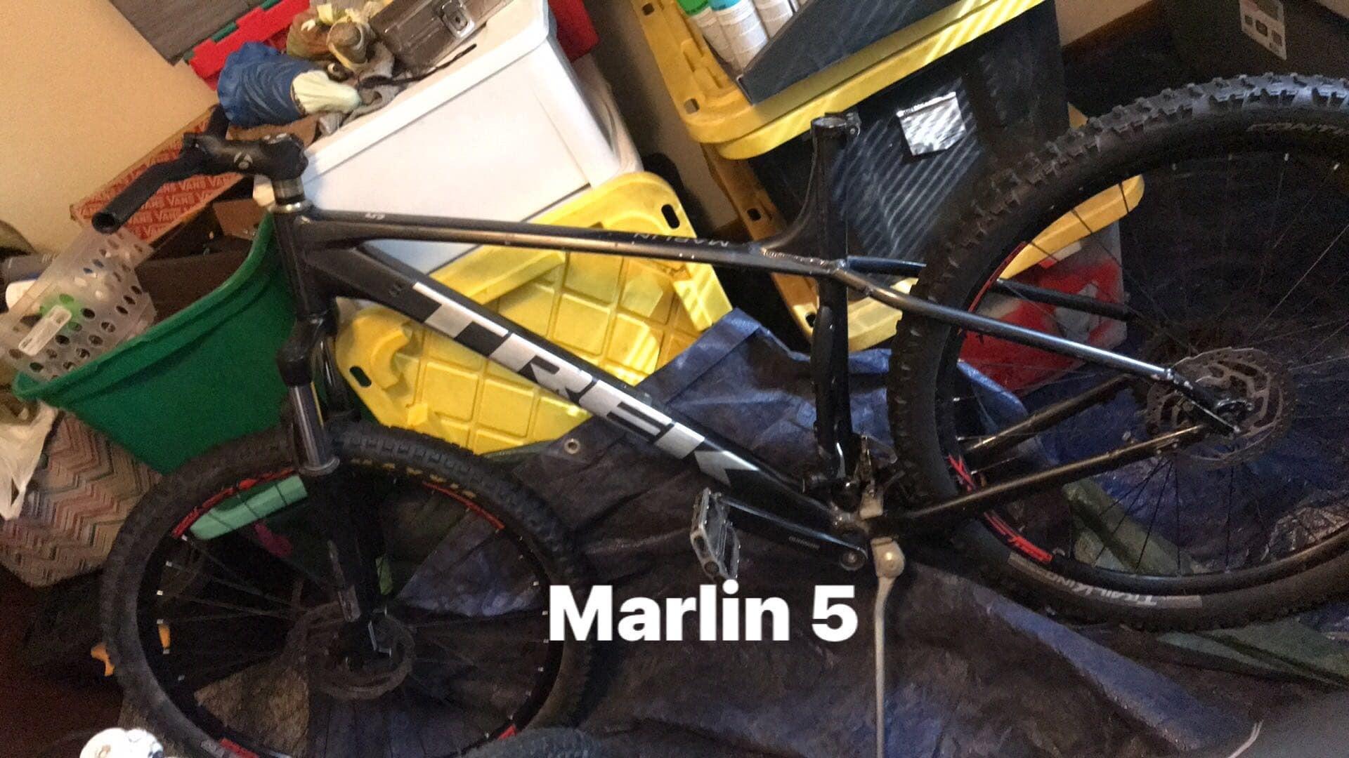 Trek Marlin 5 Black and Silver, gray or bare metal