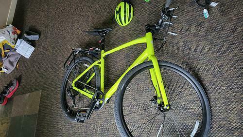 Specialized Sirrus 2.0 Yellow or Gold