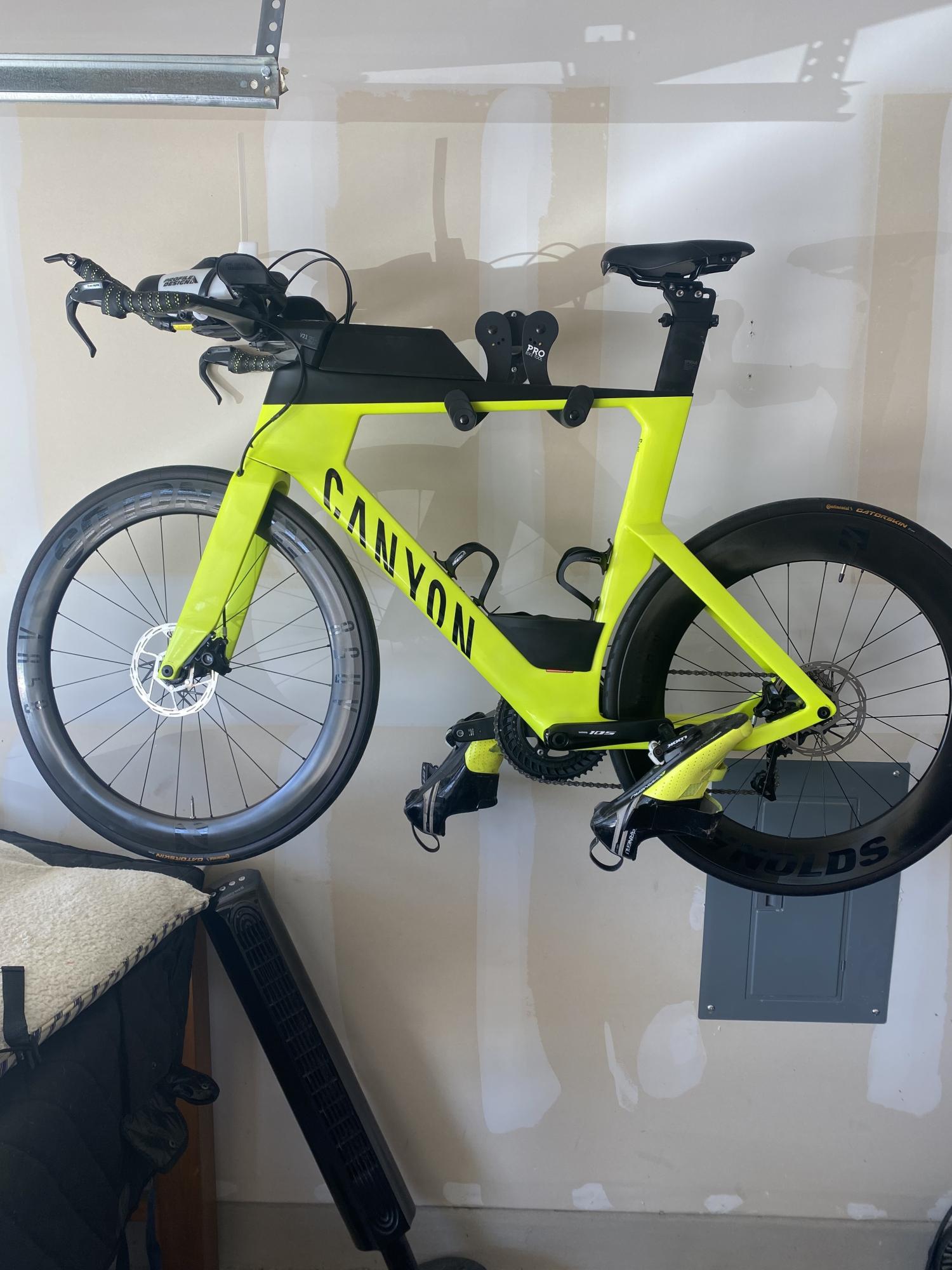 Canyon bicycles Speedmax CF disc 7.0 20/21(L) Yellow or Gold and Black