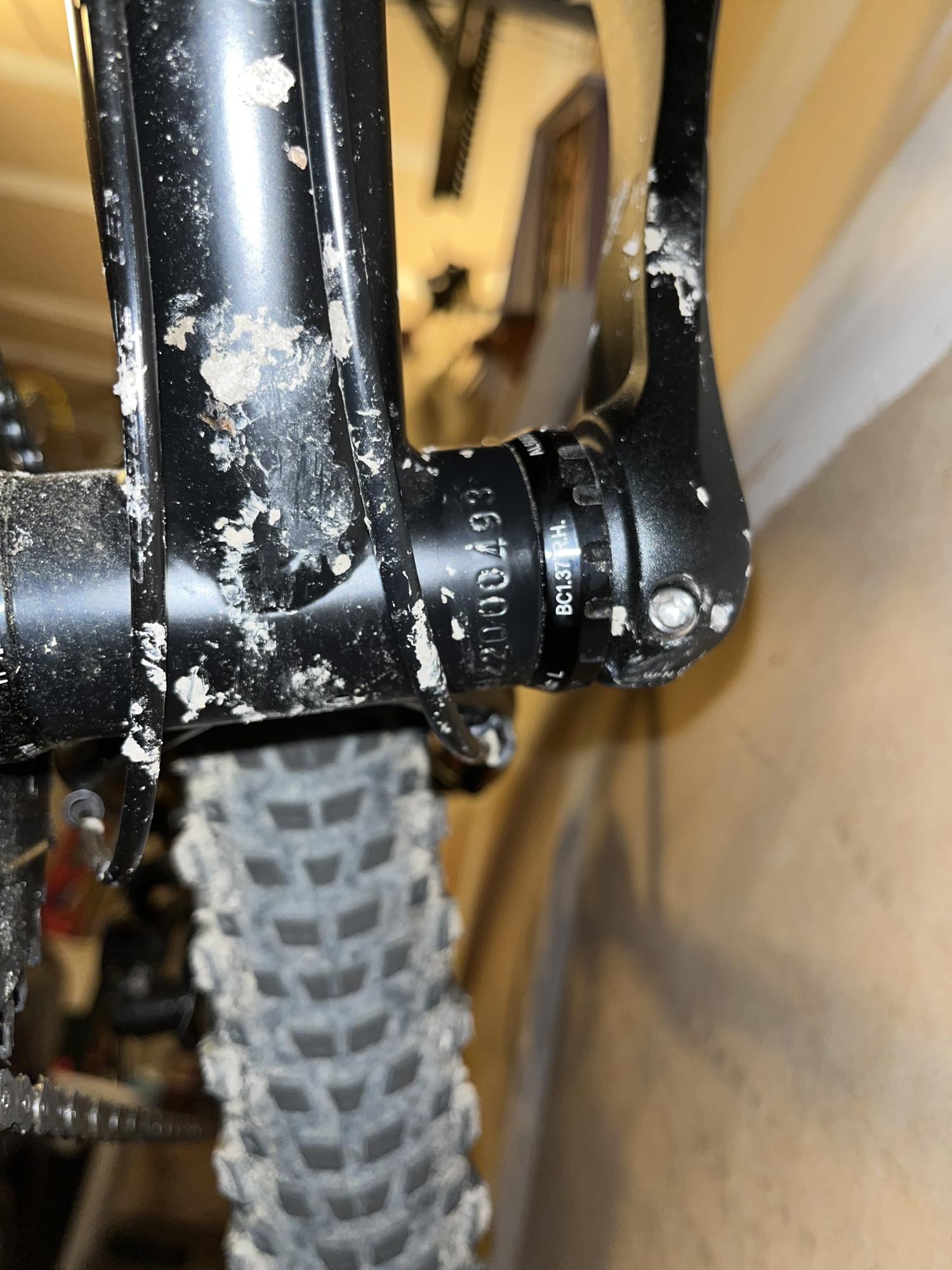 2024 KHS Bicycles BNT 29 Black