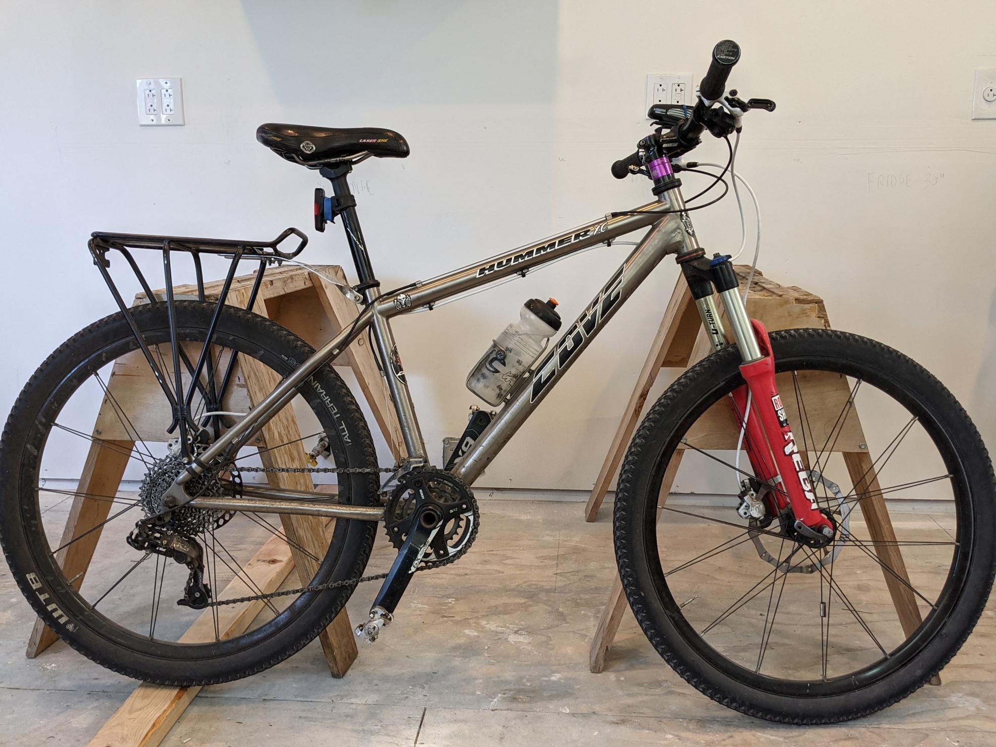 1999 Cove Hummer Silver, gray or bare metal