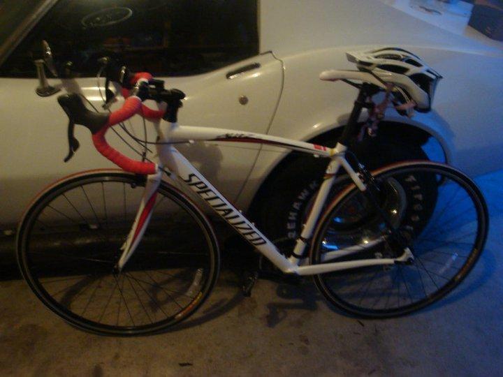 2010 Specialized Allez Comp Compact  White, Black, and Red