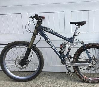 Banshee Bikes Scream Blue