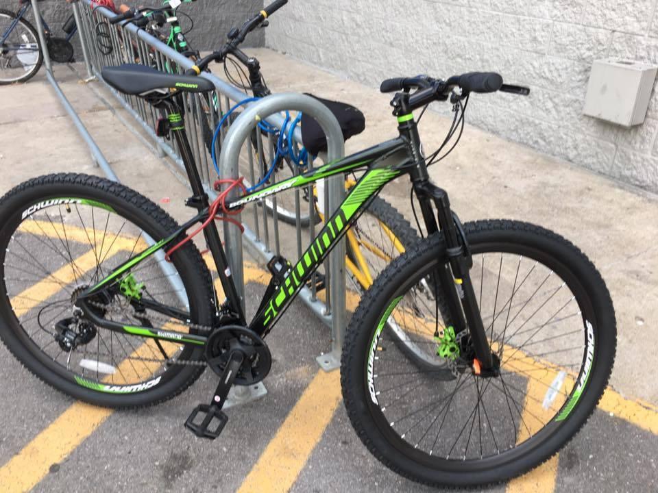 Schwinn Boundry Black and Green