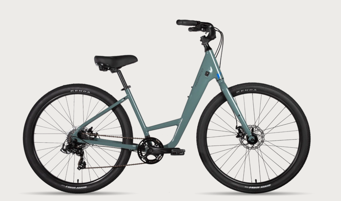 2020 Norco Bikes SCENE 3 M Silver, gray or bare metal