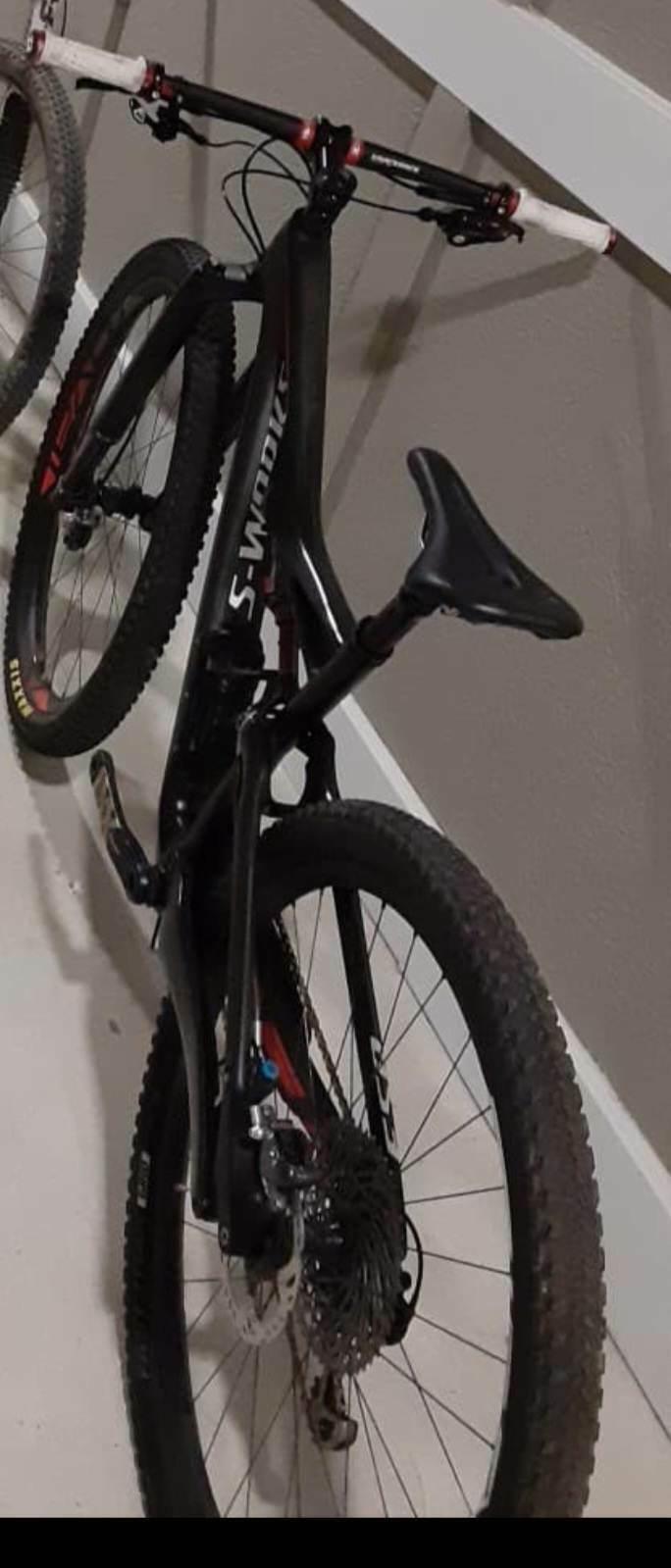 2016 Specialized S-Works Camber Black and Red