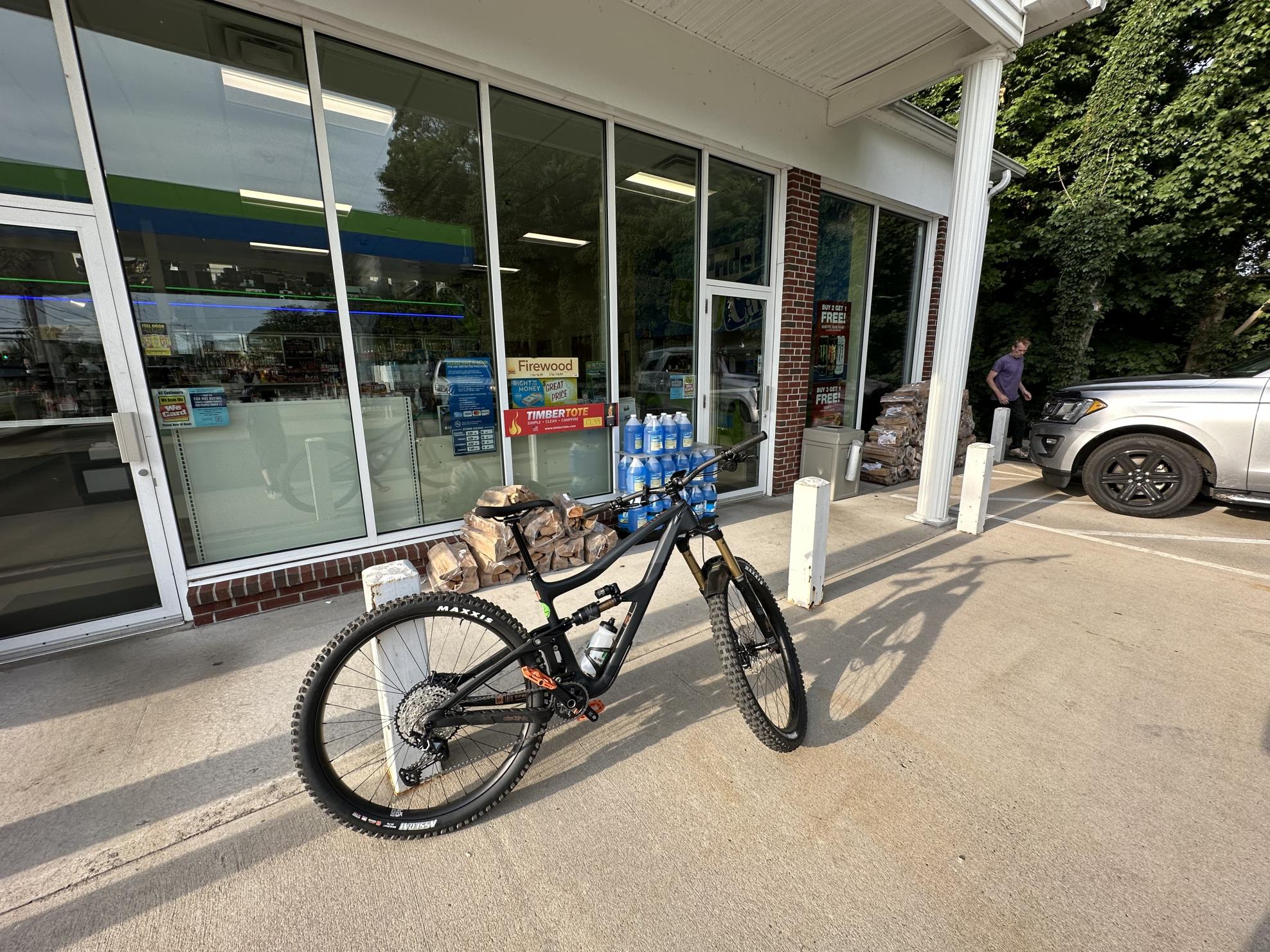 2023 Ibis Ripmo V2S Black