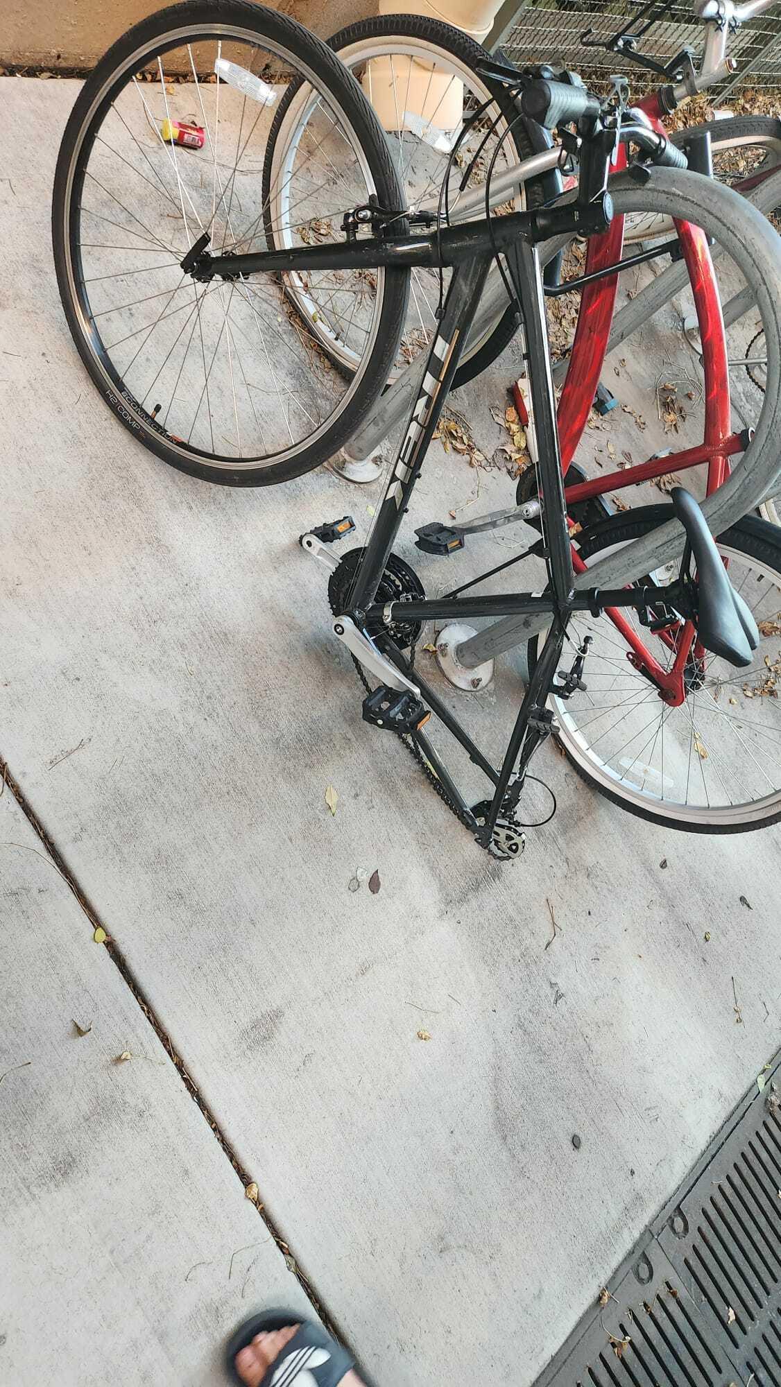 2022 Trek FX1 Medium Silver, gray or bare metal