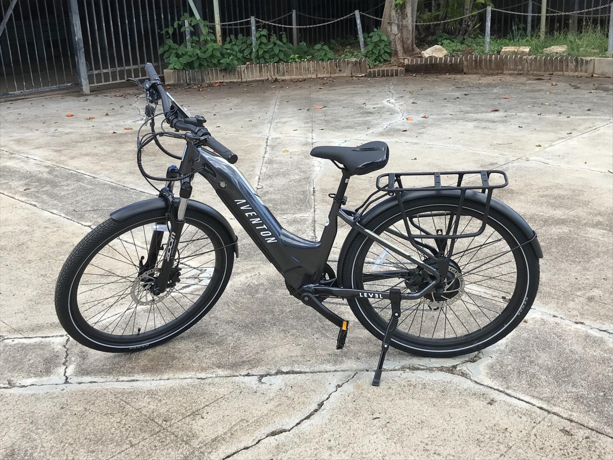2021 Aventón Level personal mobility device (electric unicycle, etc) Silver, gray or bare metal
