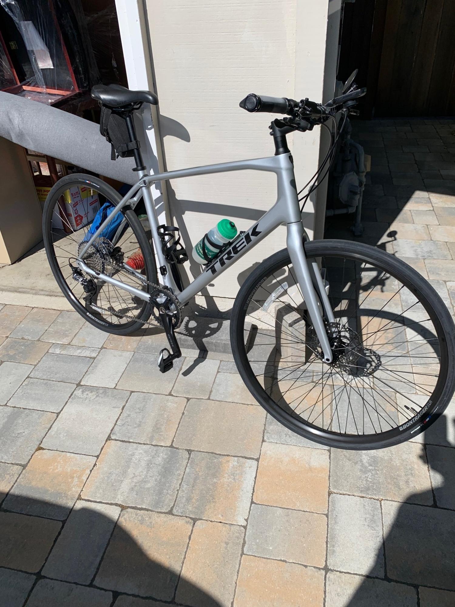 2021 Trek FX4 Silver, gray or bare metal