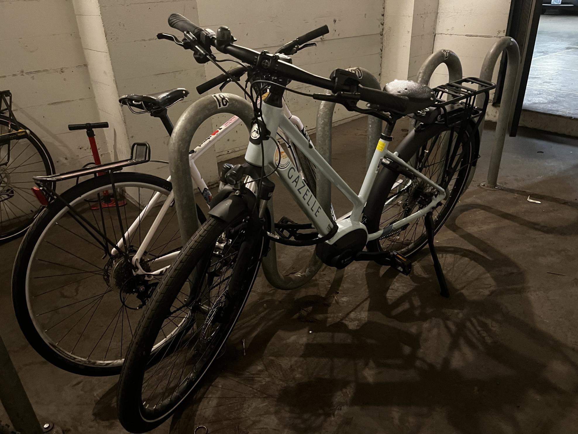 2022 Gazelle Medeo T9 Green