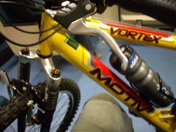2001 Motiv Vortex  Yellow or Gold