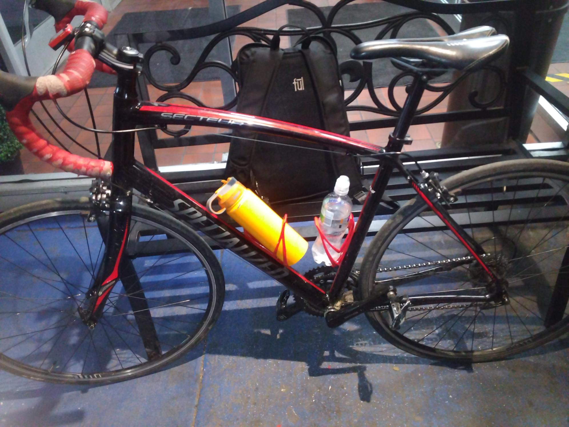 2022 Specialized Black and Red